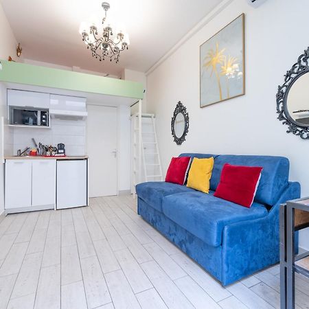 Little Boudoir Of Paris Champs-Elysees Exterior photo