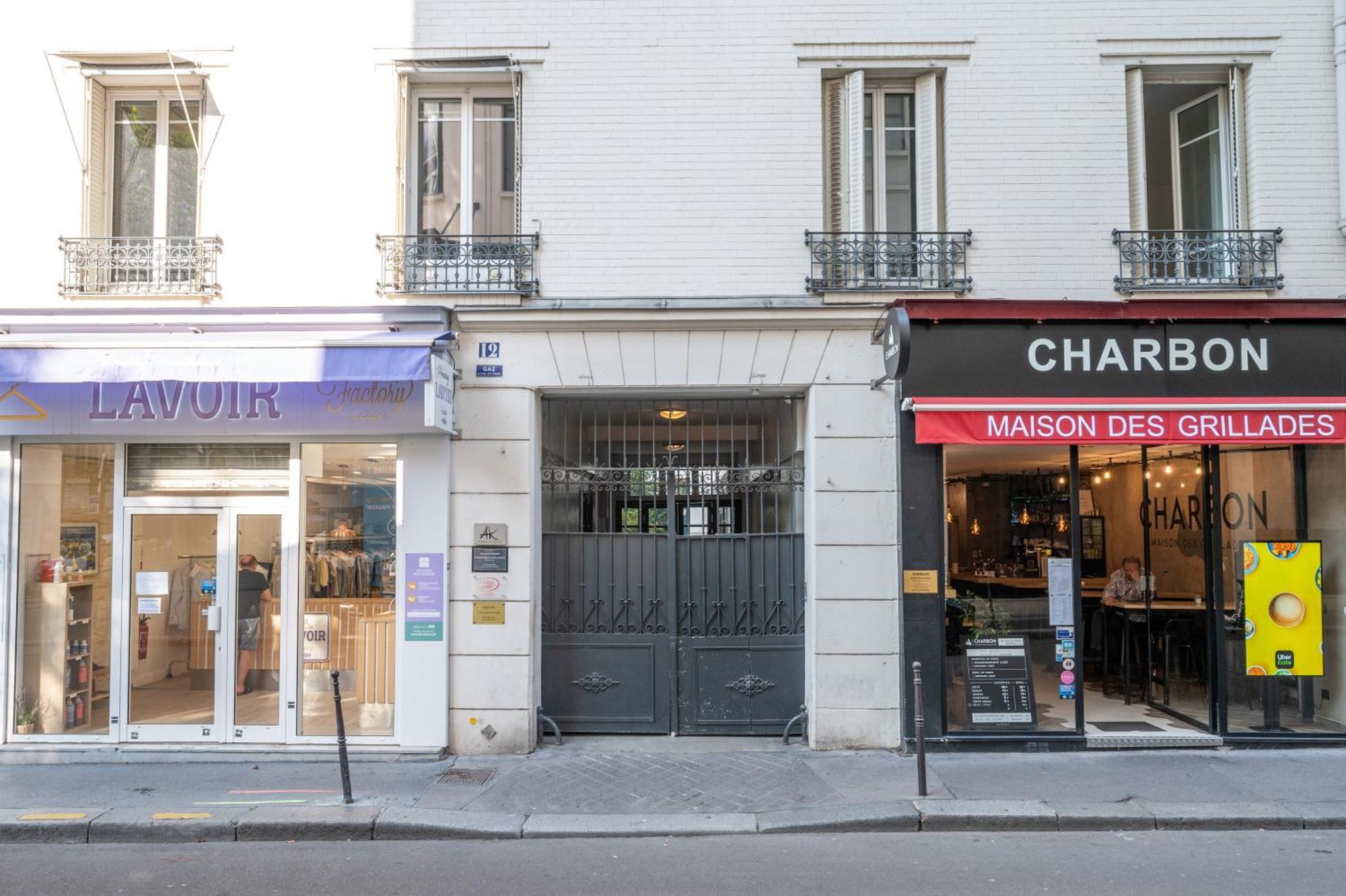 Little Boudoir Of Paris Champs-Elysees Exterior photo
