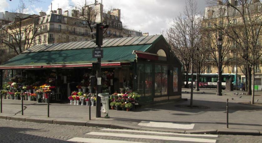 Little Boudoir Of Paris Champs-Elysees Exterior photo